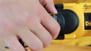 Перфоратор DeWALT D25013K
