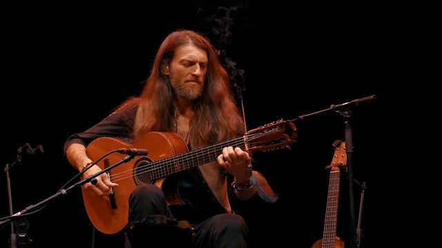 Estas Tonne