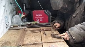 станок для кастрации яиц у маленьких поросят своими руками