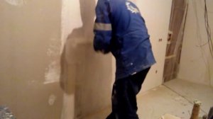02.02.2015 - шпаклевка гипсокартона валиком