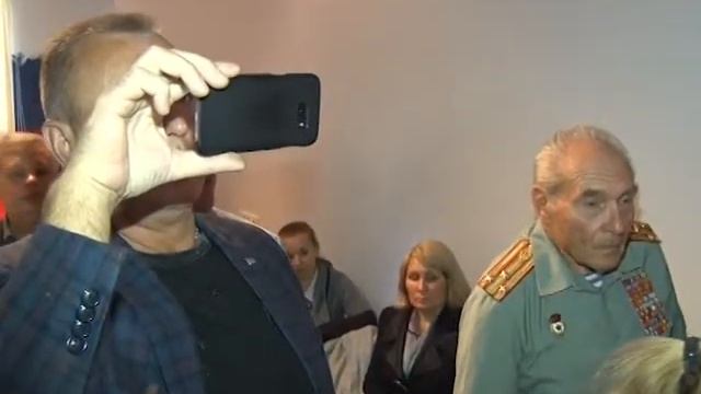 В Ялте открыли обновленное после ремонта помещение Совета ветеранов 29 10 2017 смотреть онлайн