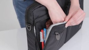 RIVACASE 8550 Black 17.3'' Laptop Bag.