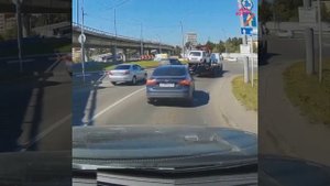 Побег с эвакуатора.