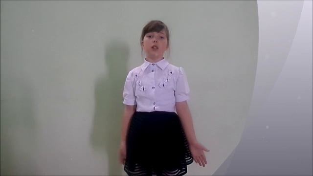 #Страна Читающая Юлия Старикова Ф.Тютчев "Есть в осени первоначальной..." смотреть онлайн