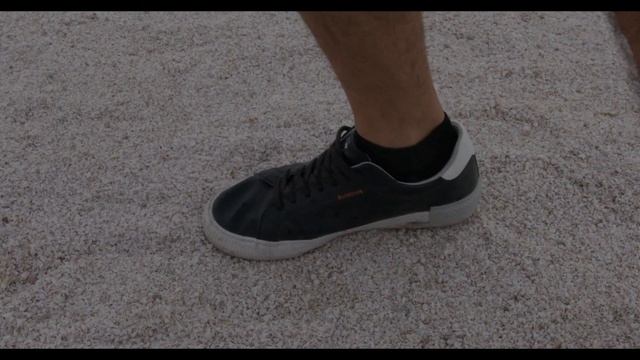 Foot Steps on Gravel Sand Walking Running sound effects