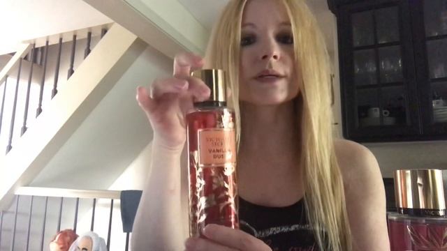 Victoria Secret Radiant Berry, Toasted Honey & Vanilla Dusk Mist смотреть онлайн