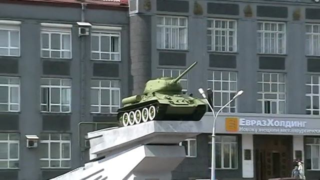 НОВОКУЗНЕЦК В ЗАВОДАХ