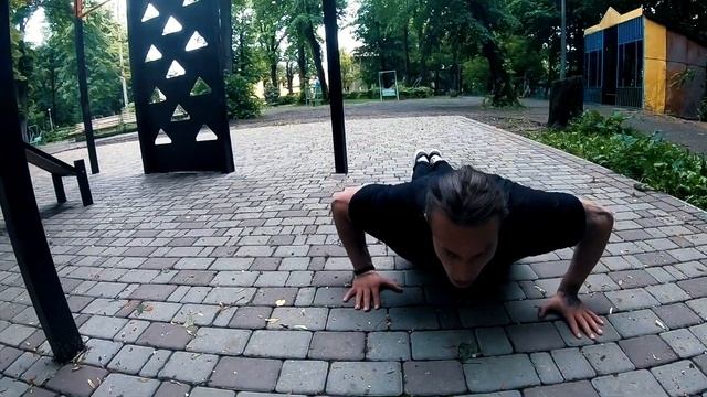 Как Накачаться НА ТУРНИКЕ С НУЛЯ БЕЗ ГИРЬ И БЛИНОВ?? ЛУЧШИЙ СПОСОБ НАКАЧАТСЯ НА ТУРНИКЕ (Свой Вес) смотреть онлайн