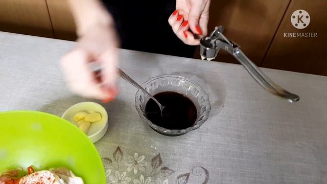 крылышки в медово соевом соусе / крылышки в остро сладком соусе