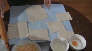 ХАЧАПУРИ БЫСТРО.ИЗ ГОТОВОГО СЛОЕНОГО ТЕСТА.ПАЛЬЧИКИ ОБЛИЖЕШЬ.