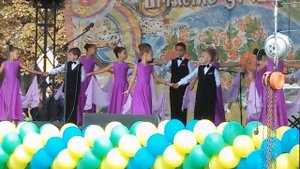 Медленный вальс дети "Троянда"