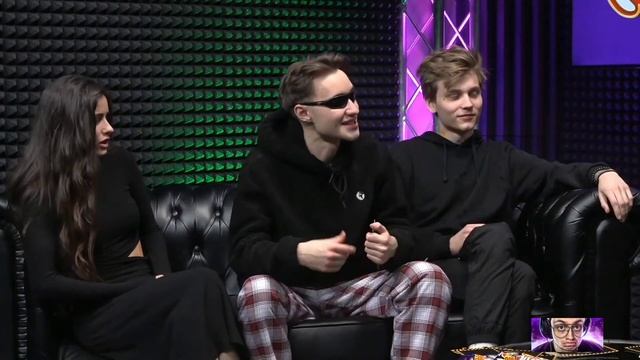 БУСТЕР РАССКАЗАЛ ПРО СВОЙ ПЕРВЫЙ РАЗ! ПОРВАЛСЯ ПРЕ3ИК!