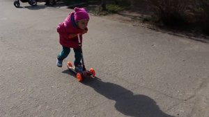 САМОКАТ / Светящийся трёхколёсный самокат / Bestscooter / каролёкк Glowing Scooter