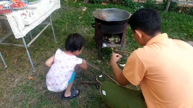 Уйгурский лагман в казане на костре. смотреть онлайн