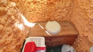 А что так можно было? Как сделать туалет на даче своими руками самым не банальным способом