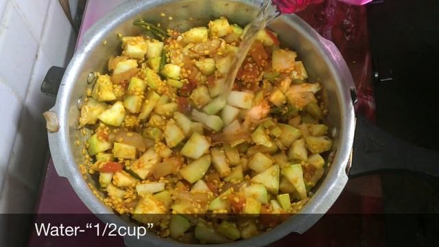 Bottle guard moong dal/dal recipe/moong dal/Lauki ki sabzi/Lauki moong dal recipe