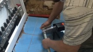 МОНТАЖ КОЛЛЕКТОРА ТЁПЛОГО ПОЛА СО СМЕСИТЕЛЬНЫМ УЗЛОМ И НАСОСОМ!!! Подключение труб теплого пола!!!