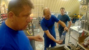Проверим, работает ли ультразвуковая ванна !