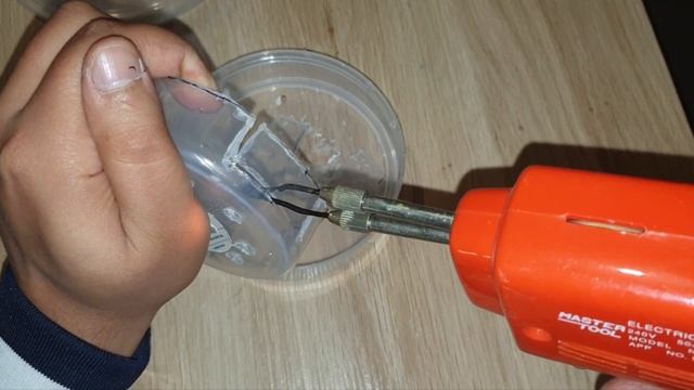 DIY Trickle Filter from Food Containers смотреть онлайн