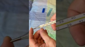 Два способа быстро стряхнуть градусник