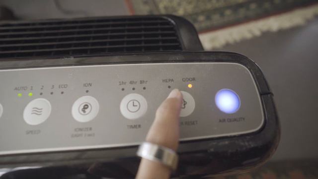 The Best Air Purifier For Your Bedroom? (Coway Air Purifier Review + Filter Replacement)