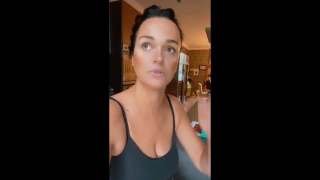 Певица Слава: "Из-за ухода мамы очень тяжело..." смотреть онлайн