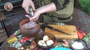 Глиняный горшок приготовленный в тандыре