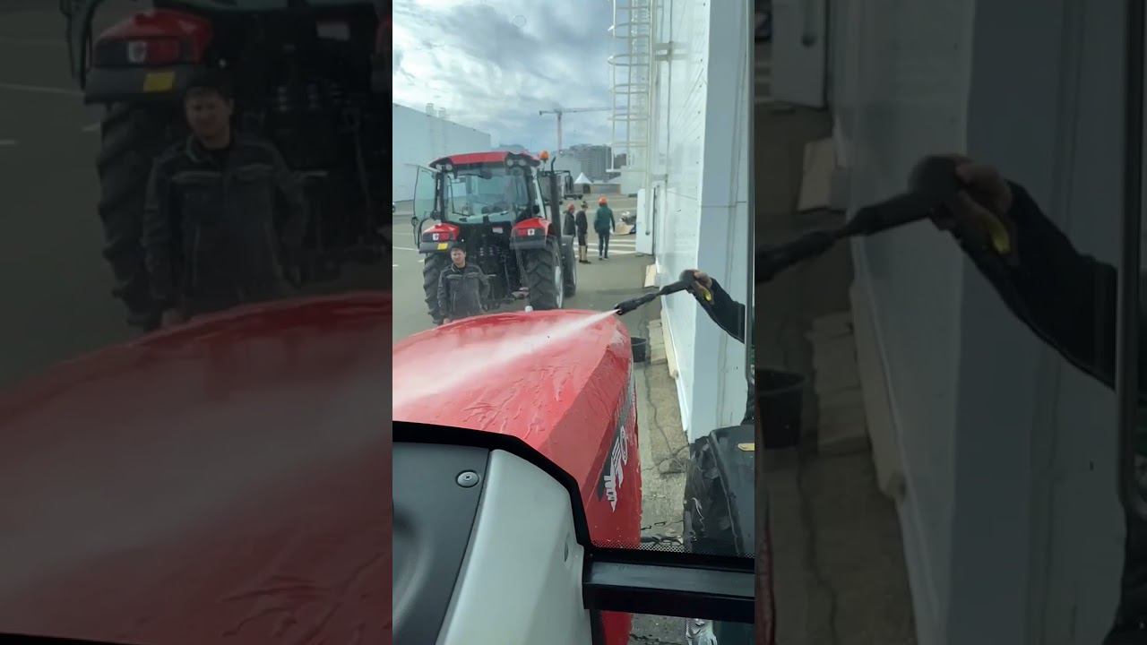 Видео для женщин: брутальные мужчины моют трактора в слоу-мо #yto #югагро2023 #трактор #shots смотреть онлайн