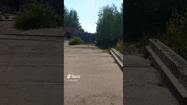 Старая железная дорога заброшенные поезда #Shorts