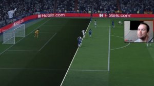 FIFA 20 Gameplay на PS4 Pro - большой футбол выходит на улицы.