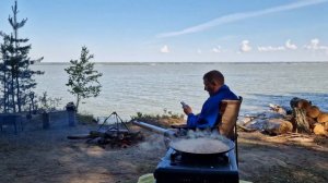 С палатками в караканском лесу. Завьялово. Обь.