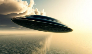 И опустилось летающее блюдце.