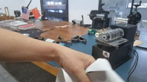 Станок для нарезки кожаных ремней и полос