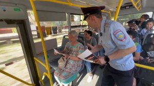 Столичные полицейские дали старт масштабной профилактической акции "Осторожно, мошенники!"