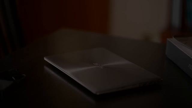 Unboxing and first look - Ultrabook 13,3" ASUS Zenbook UX303LN смотреть онлайн