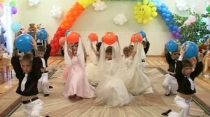 Танец "Прощайте, игрушки"  (старшая группа)