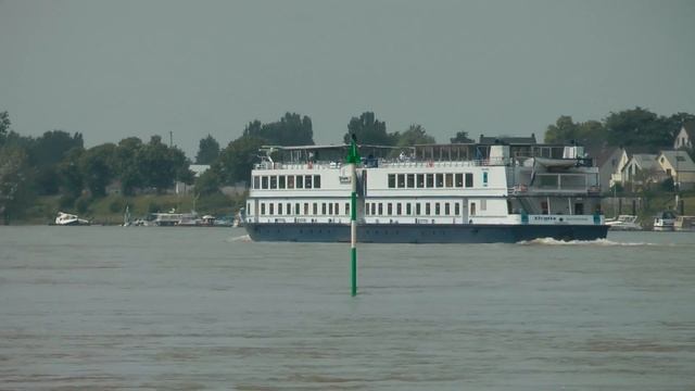 2013-06-11.Вид на Леверкузен из Кельна. Blick auf Leverkusen aus Köln.