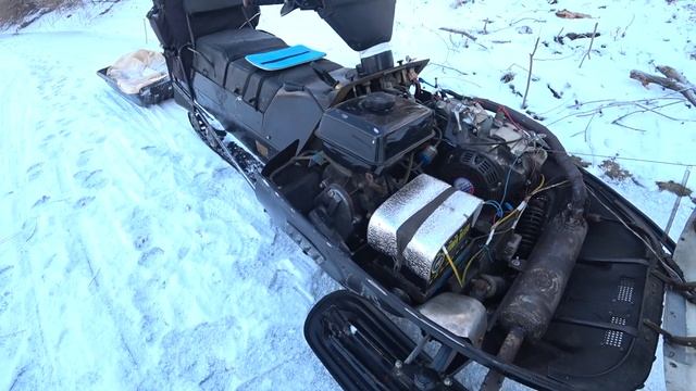 Снегоход Рысь с двигателем Лифан 18,5 сил. смотреть онлайн