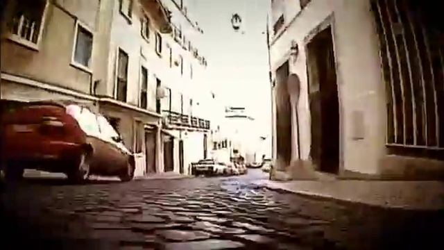 Автомобиль против Downhill велосипеда смотреть онлайн