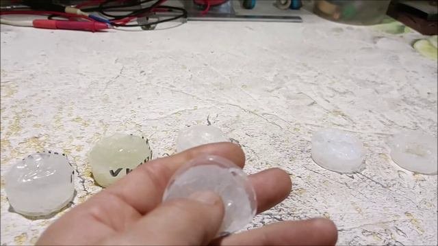 В чем лучше растворить силикон