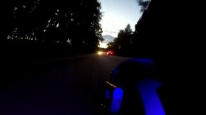обгон BMW на электросамокате