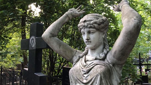 ✞ Экскурсия Ритуал ✞ по кладбищам Москвы с Ильичевым Антоном | Введенское
