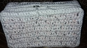 Чемоданчик из трикотажной пряжи