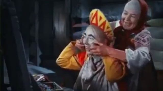 Нет, не принцесса! Королевна смотреть онлайн