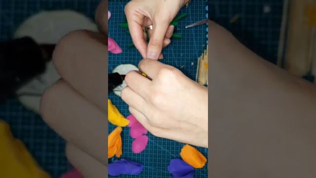 Крокусы из фоамирана своими руками,поделка на 8 марта??? смотреть онлайн