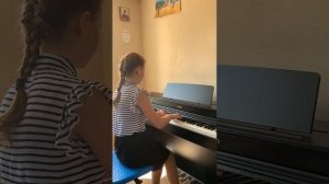 Карен Хачатурян Старый вальс ля мажор. Исполняет Чебураха Варвара