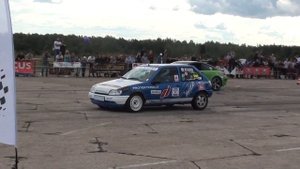 Ford FIesta 2.0 vs BMW 650