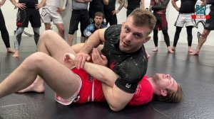 Ильяс Сулейманов  - углы в сайд-контроле Отрывок из видео-курса с сайта BJJSCHOOL.ONLINE