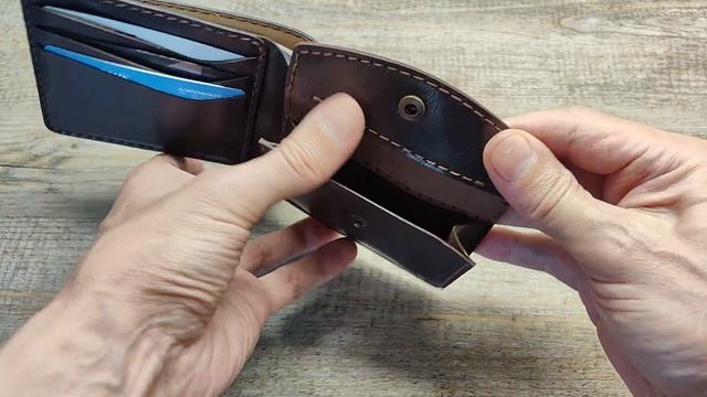 Кошелек из натуральной кожи. Ручная работа. смотреть онлайн