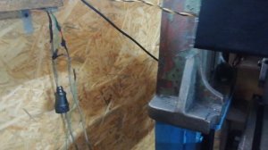 Фрезерный станок по металлу.